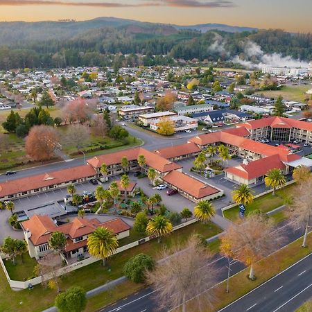 Regal Palms Resort Rotorua Exterior photo Aerial view of the motel